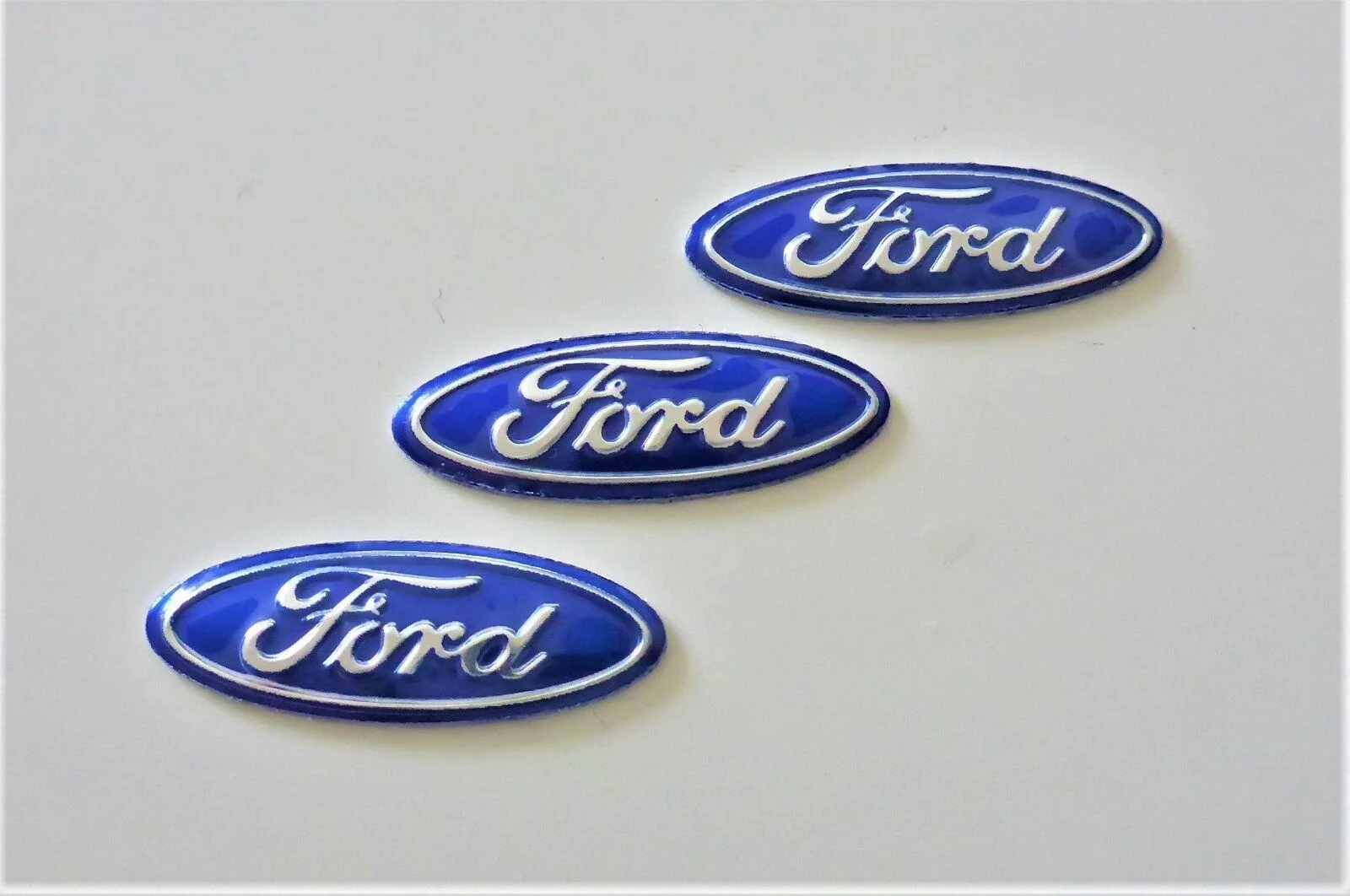 1x FORD Aufkleber 3D Schlüssellogo 21x8mm Emblem Schriftzug selbstklebend – Bild 3