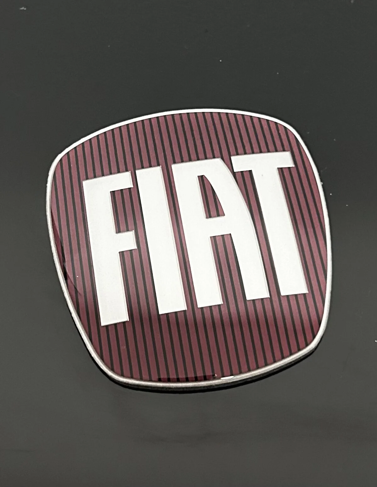 1x für FIAT Plakette 90mm Emblem Punto 500 Schriftzug LOGO 9cm für viele Modelle geeignet