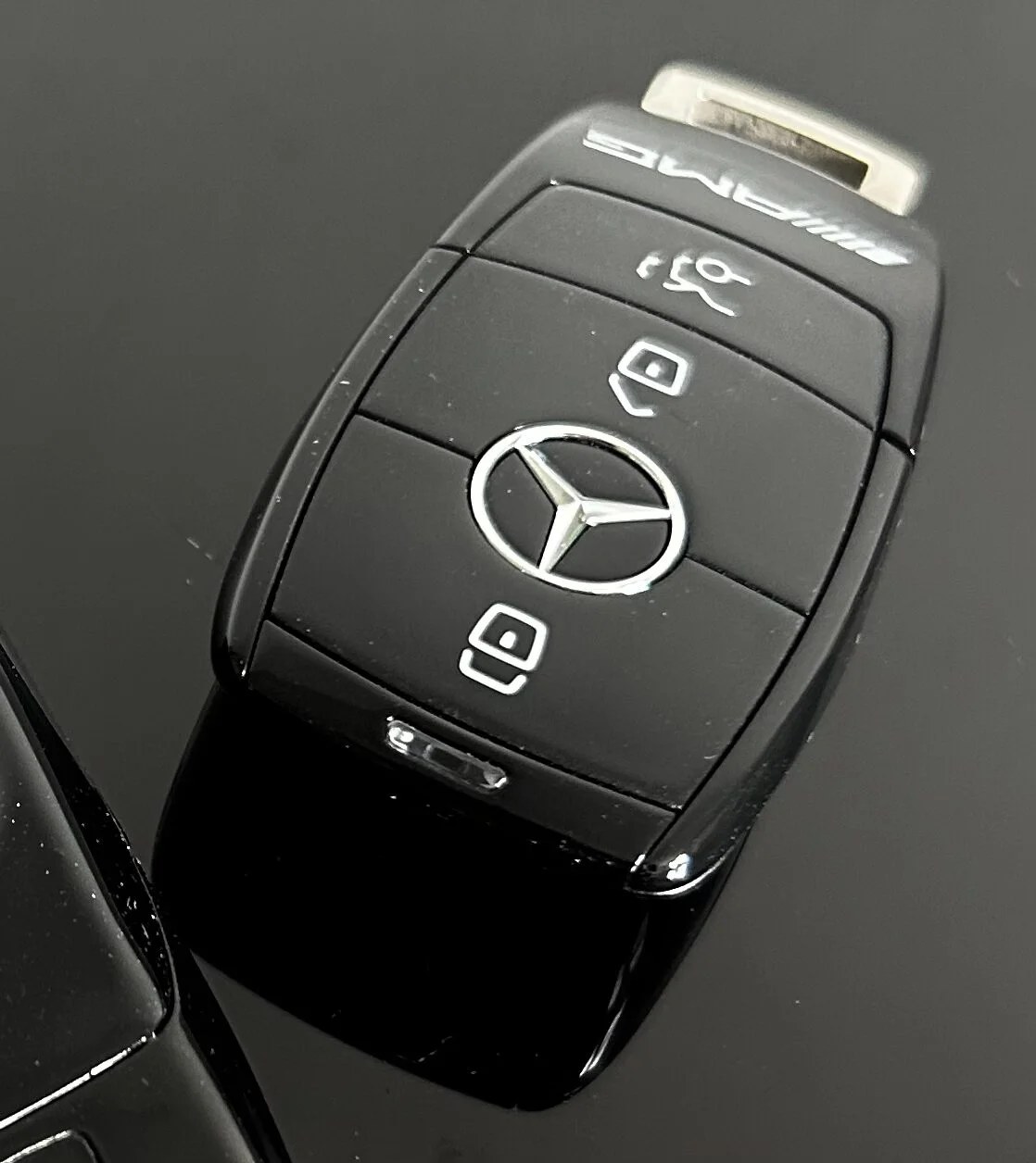 1x für MERCEDES Funkschlüssel AMG in METALL schwarz glänzend Gehäuse Autoschlüssel Fahrzeugschlüssel Schlüssel Fernbedienung – Bild 3