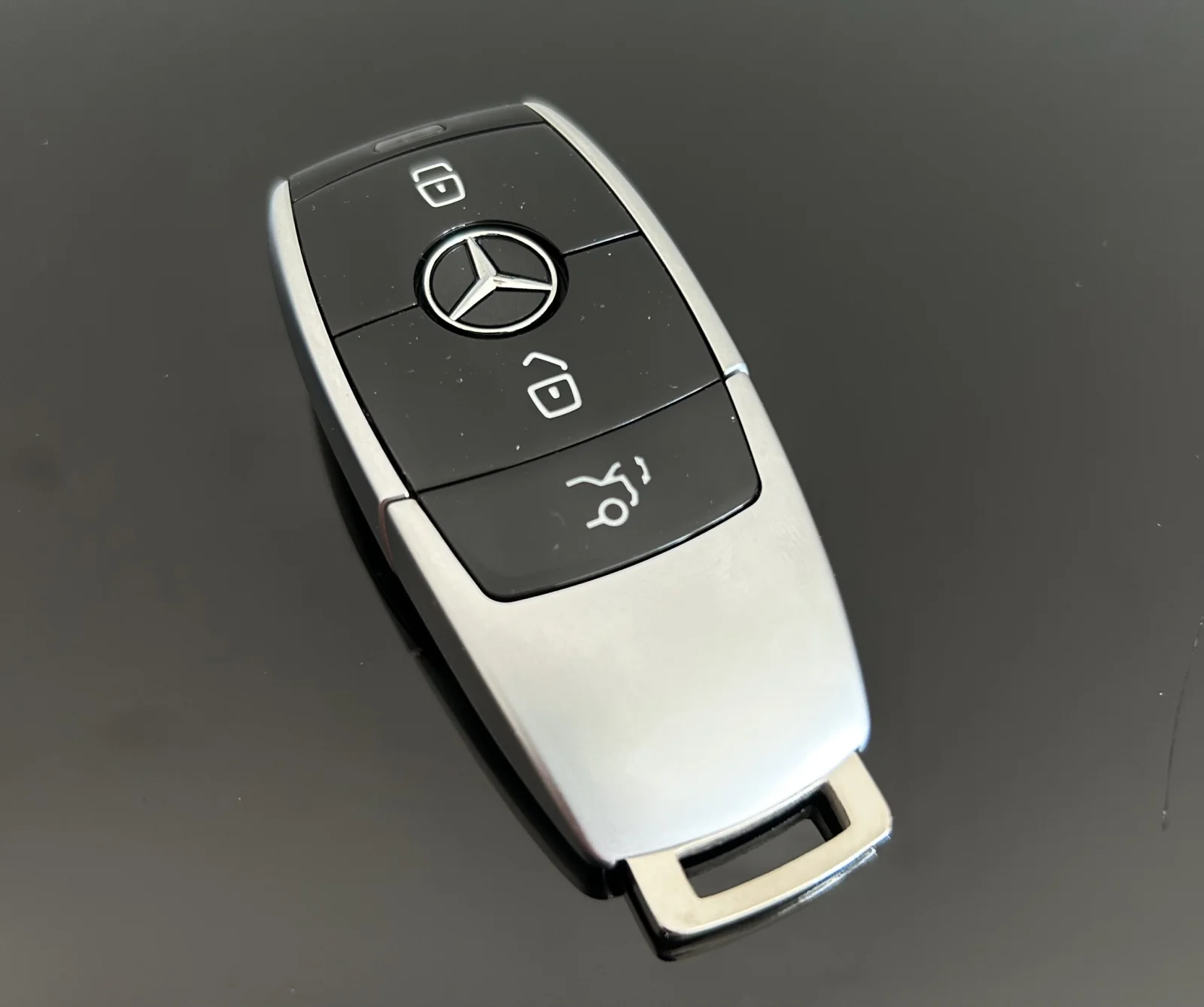 1x für MERCEDES Funkschlüssel METALL schwarz glänzend Gehäuse Autoschlüssel Fahrzeugschlüssel Schlüssel Fernbedienung mit Emblem – Bild 6