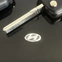 1x Hyundai Schlüssel OVAL 15mm Aufkleber ALU Schlüssellogo Emblem Schriftzug LOGO – Bild 3