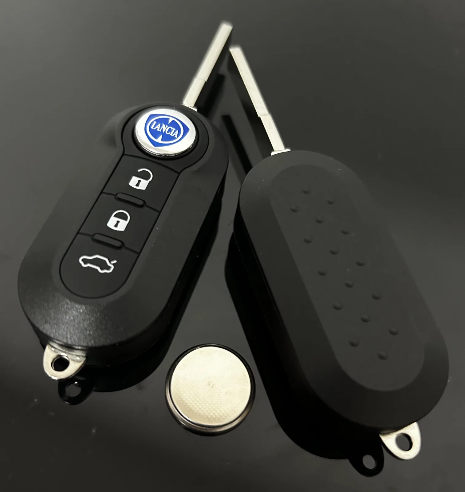 1x LANCIA Funkschlüssel LOGO Batterie SCHWARZ Autoschlüssel Fahrzeugschlüssel Schlüssel Fernbedienung