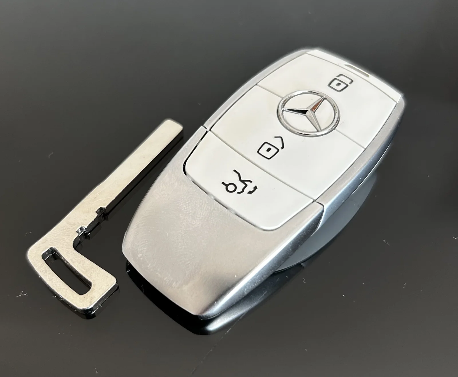 1x MERCEDES Funkschlüssel METALL mit Stern weiß Gehäuse Autoschlüssel Fahrzeugschlüssel Schlüssel Fernbedienung – Bild 4