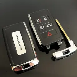1x NEU JAGUAR Schlüsselgehäuse EDITION 4 Tasten Metall Kunststoff schwarz mit Logo Emblem