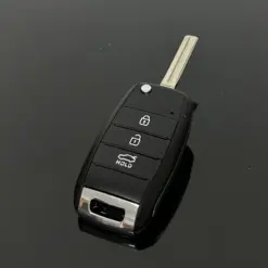 1x NEU KIA Schlüsselgehäuse 3 Tasten Metall Kunststoff schwarz mit Logo Emblem Kia Carens Ceed Rio Sportage Optima Sorento Cerato Soul Forte Seltos