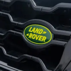 1x neu LAND ROVER Grill Emblem 8,6 x 4,3cm grün/gold Emblem Schriftzug Logo LR053190G – Bild 4