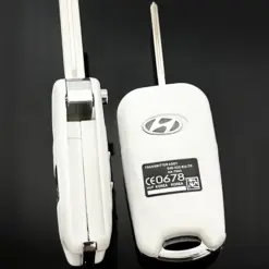 1x ORIGINAL Hyundai Schlüsselgehäuse WEIß + Emblem Funk Fernbedienung Autoschlüssel iX35 i30 i20 i30 i35 iX20 iX35 – Bild 4