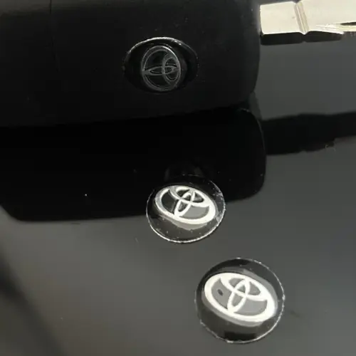 Alternative view of 1x TOYOTA Schlüssel 14mm Aufkleber ALU Schlüssellogo Emblem Schriftzug LOGO