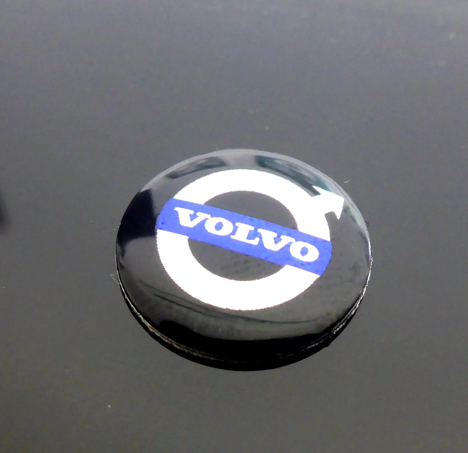 1x VOLVO Aufkleber 3D Schlüssellogo 14mm Emblem Schriftzug Logo ALU – Bild 2