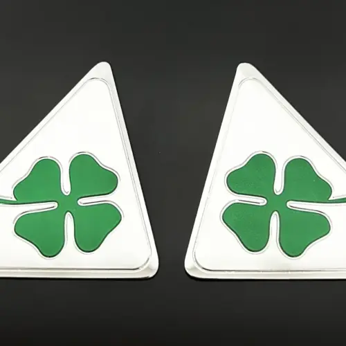 Alternative view of 2x Alfa Romeo Plakette 90mm Emblem Logo Quadrifoglio für links + rechts Schriftzug LOGO für viele Modelle Kleeblatt
