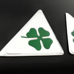 2x Alfa Romeo Plakette 90mm Emblem Logo Quadrifoglio für links + rechts Schriftzug LOGO für viele Modelle Kleeblatt – Bild 3