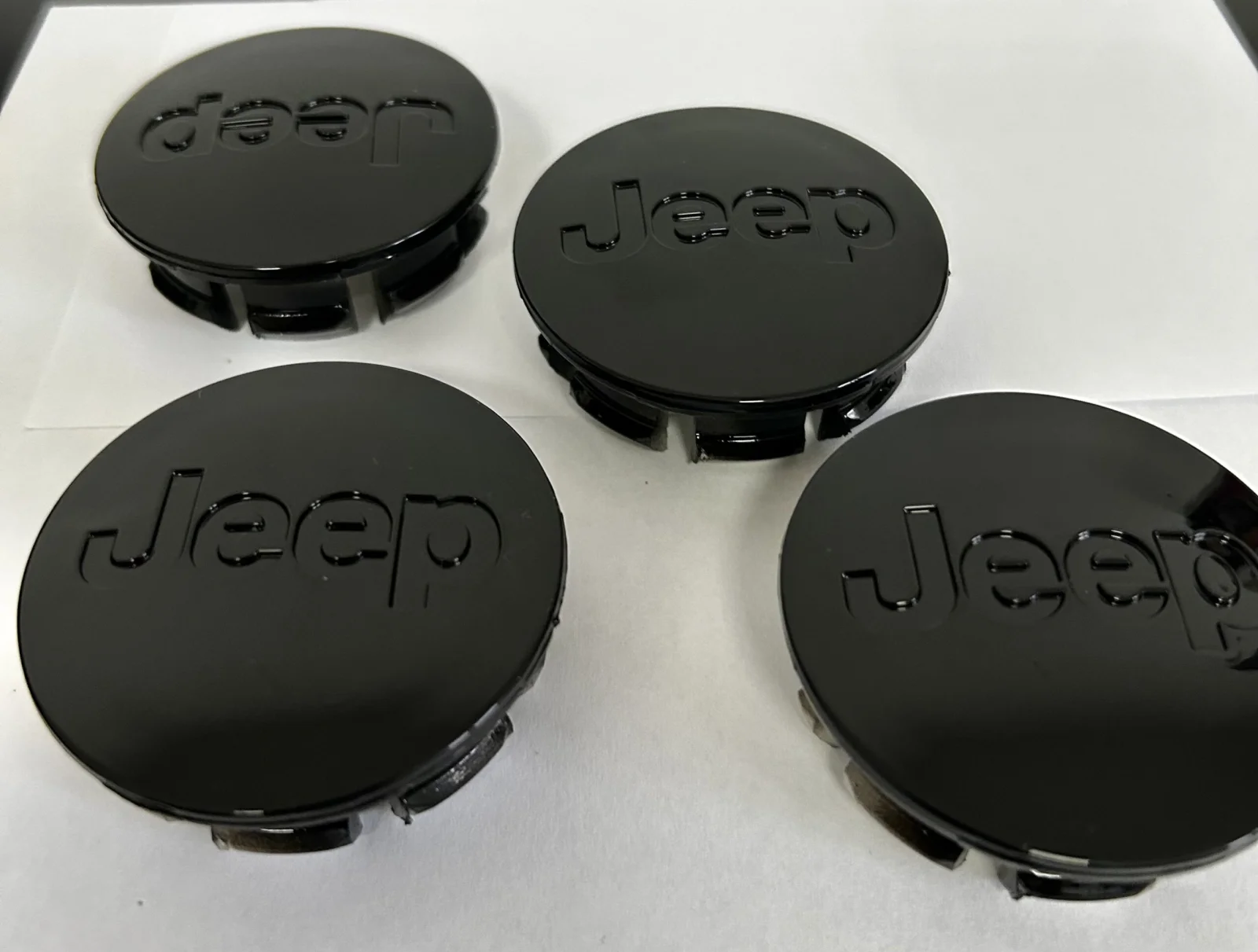 4x48mm innen JEEP SCHWARZ glänzend Felgendeckel Nabenkappen Rad Felgenkappen Nabendeckel Kappe – Bild 2