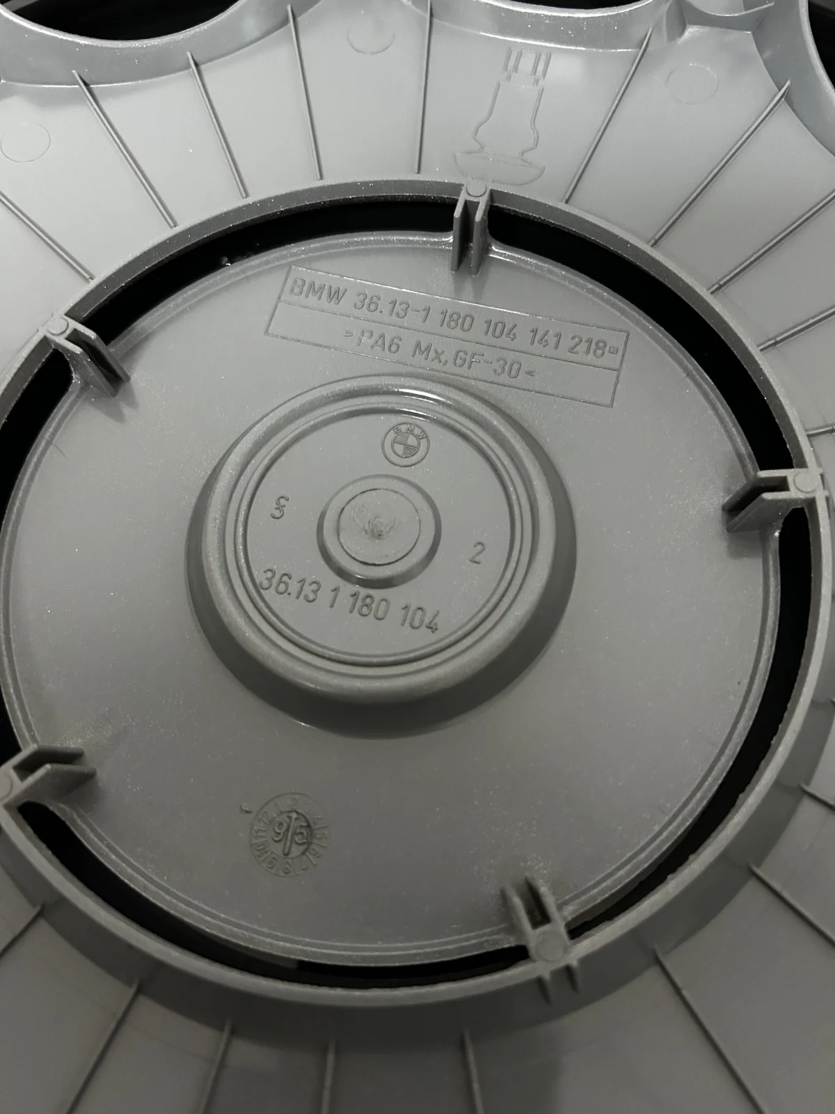 5x NEUWERTIGE original BMW Radkappen 36131180104 Raddeckel E36 E34 E39 E46 Zierblenden – Bild 3