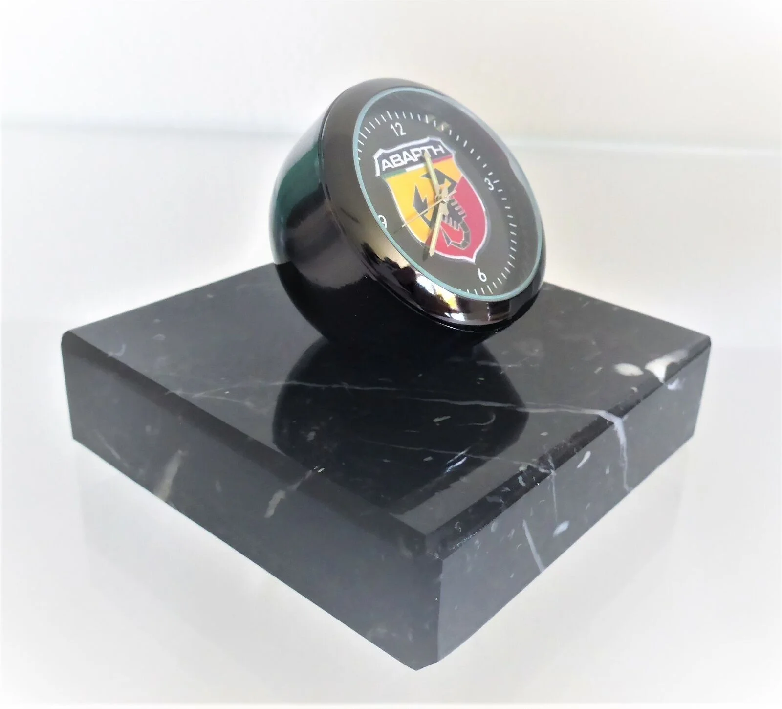 ABARTH Tischuhr Briefbeschwerer MARMORSOCKEL Auto Uhr NEU Logo Emblem Aufsteller – Bild 5