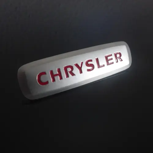 Alternative view of CHRYSLER Teppich Emblem 6,5cm Chrom Metall Logo Schild Emblem