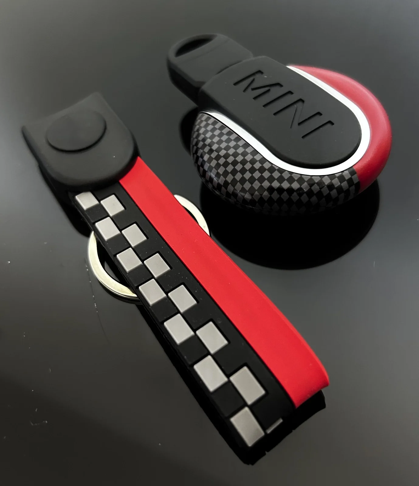 für MINI 2 teilig Schlüssel Anhänger Schlüsselband Copper CARBON/ROT Schlüsselring F56 F55 F54 F60 Cabrio F57 – Bild 8