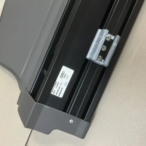 Alternative view of NEU  Audi A4 8E B6 original Laderaumrollo Abdeckung Kofferraum 8E986355377J