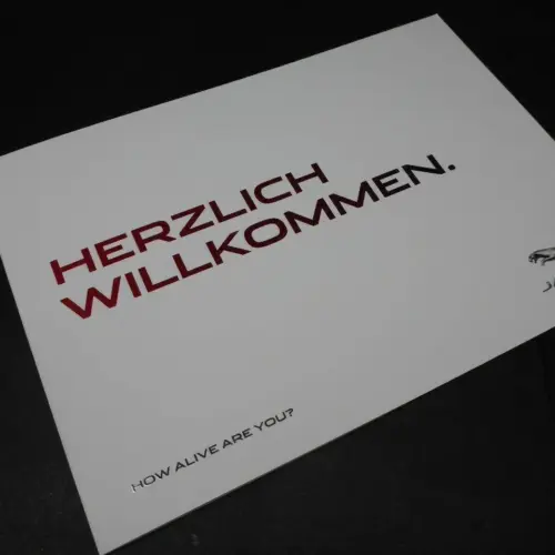 NEU Jaguar XF XJ XK How alive are you Prospekt Brochure 2012 Herzlich Willkommen